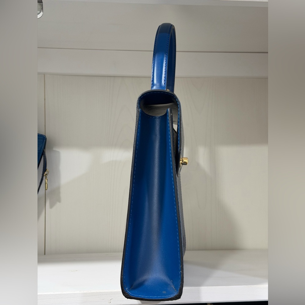 Louis‎ Vuitton Epi Malesherbes Blue Leather - Picture 3 of 12